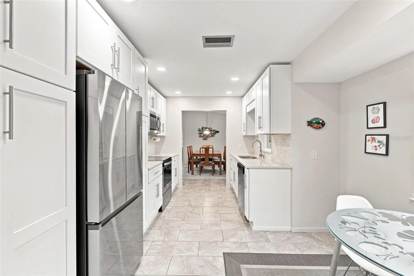 Eat In Kitchen