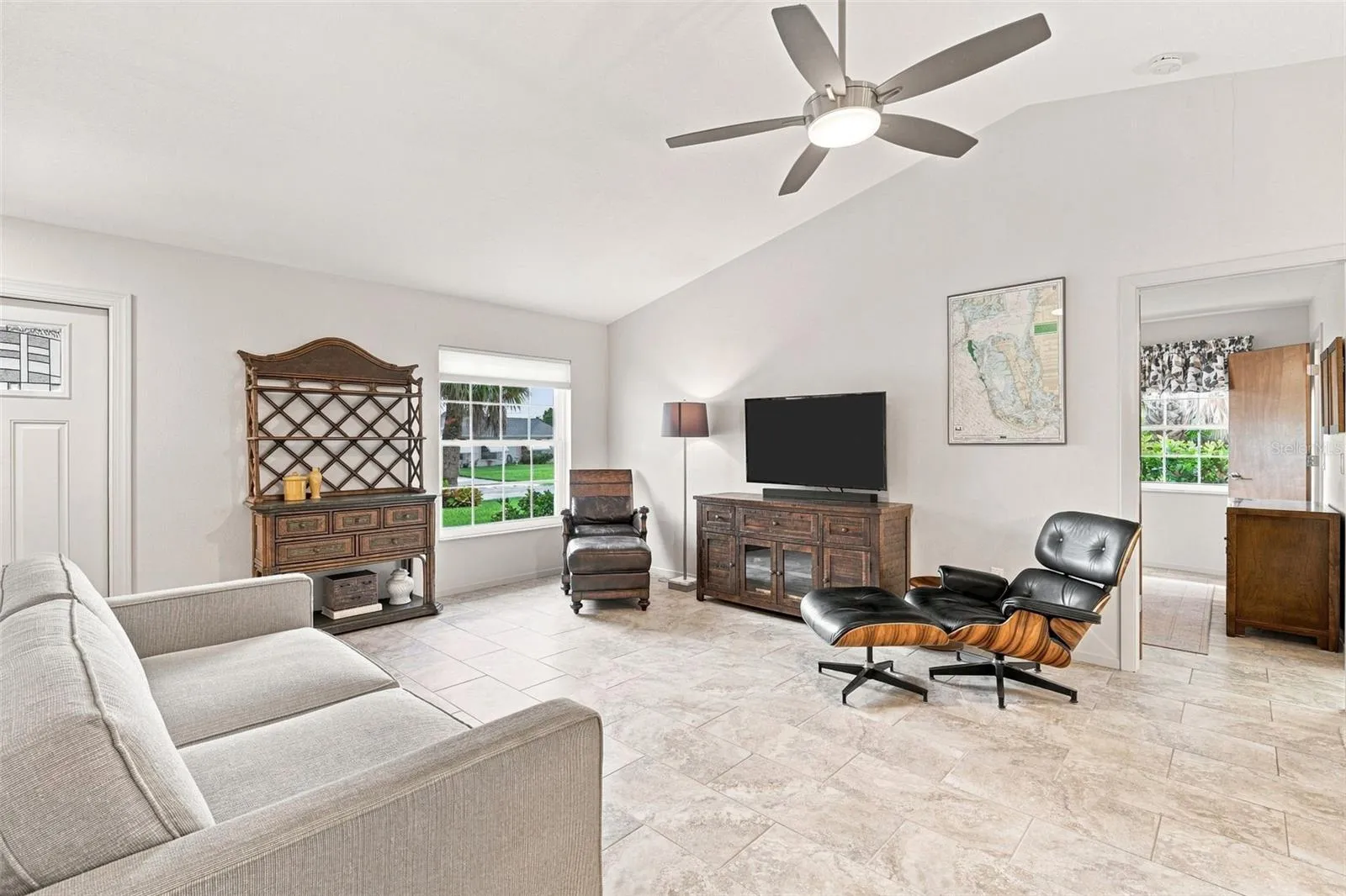 Large Livingroom