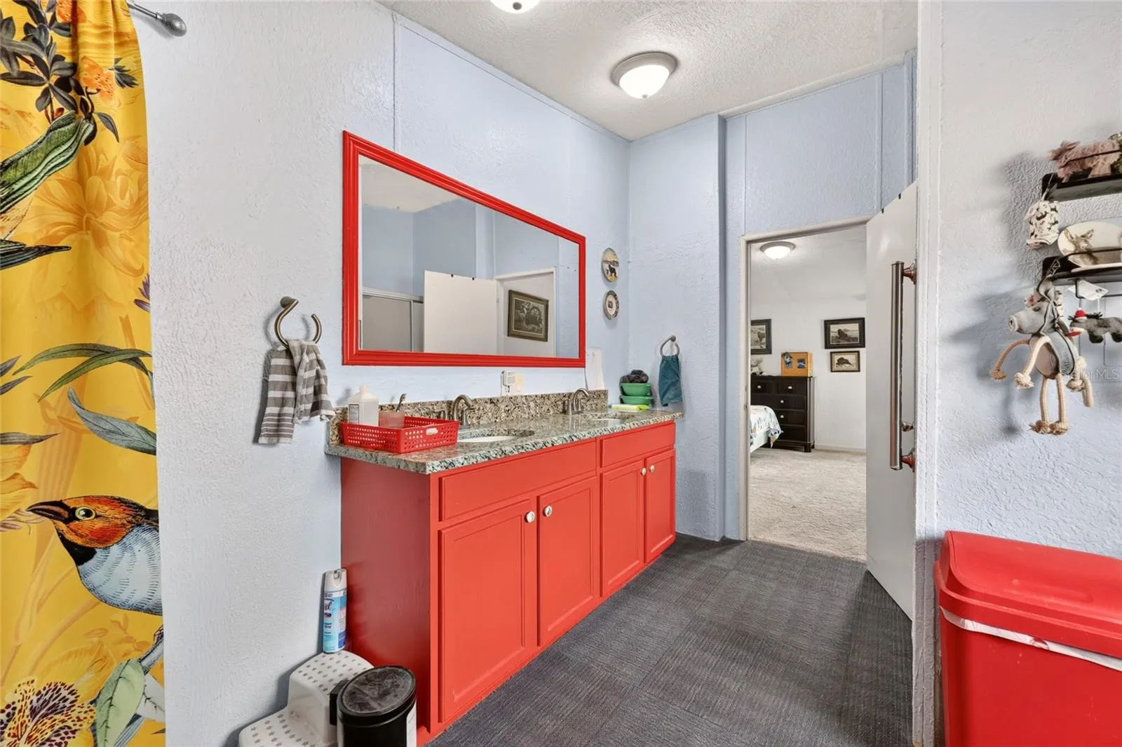 Primary bath