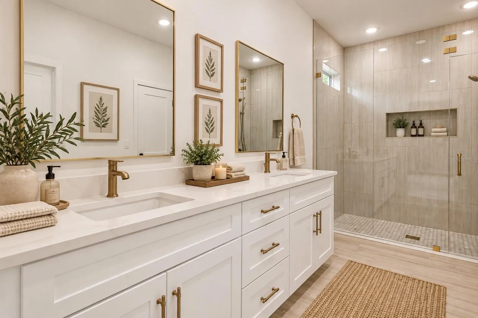 owners suite bath/staged