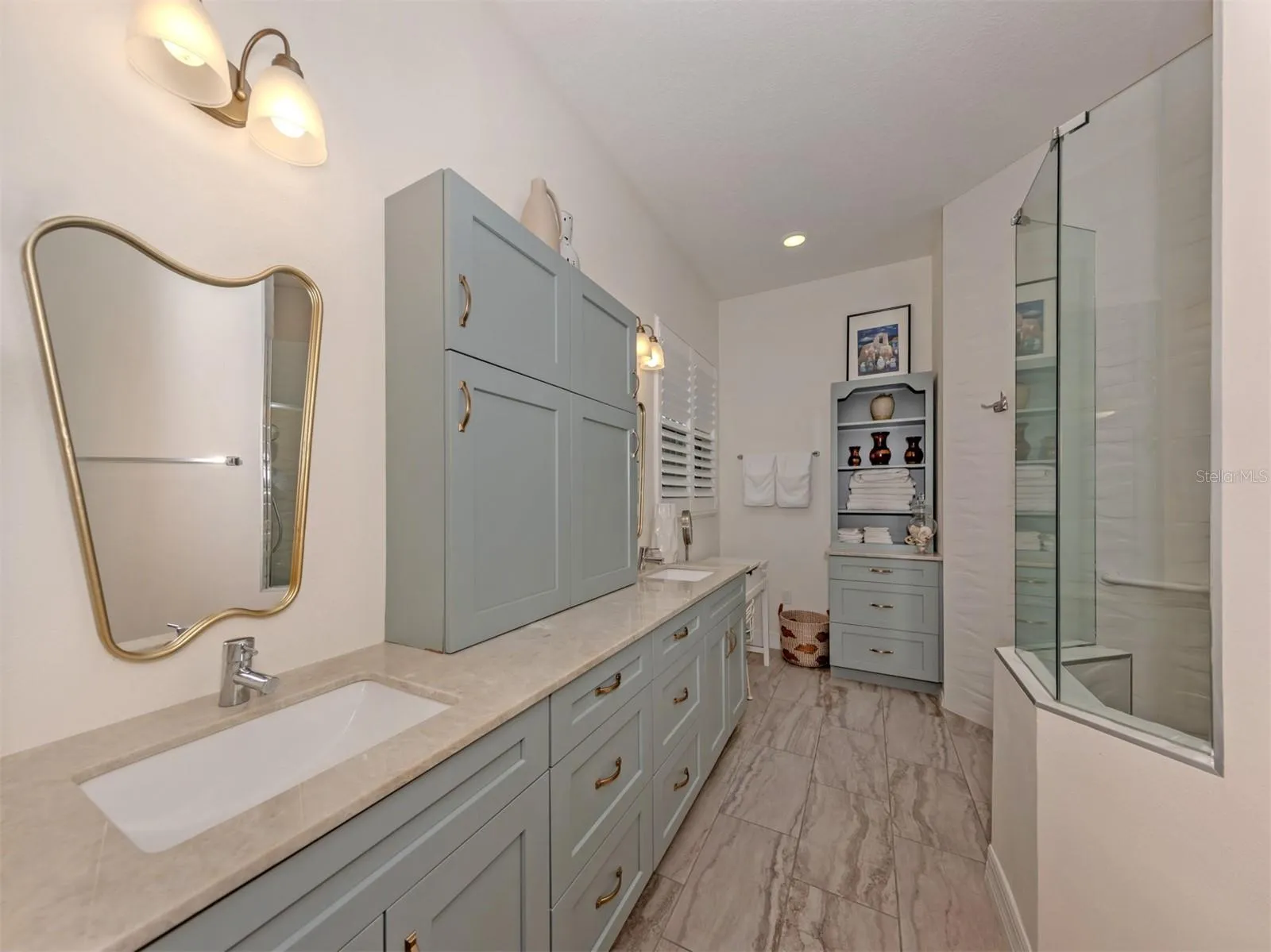 lovely primary bath