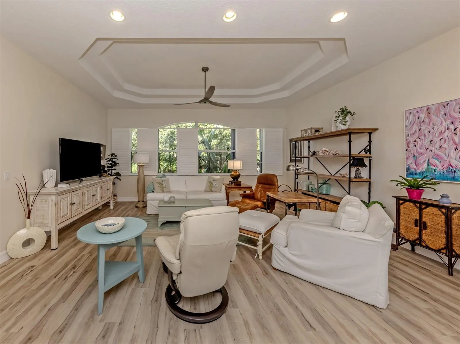 spacious greatroom