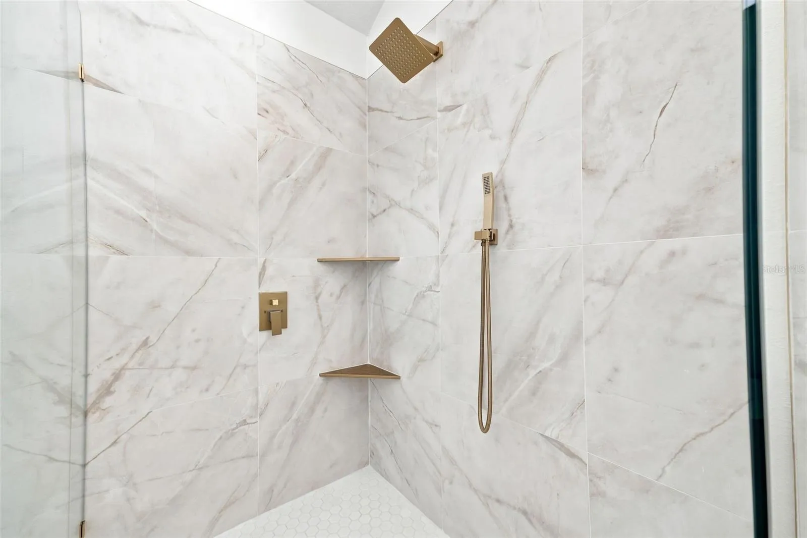 primary shower