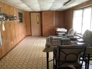 Bright and spacious.