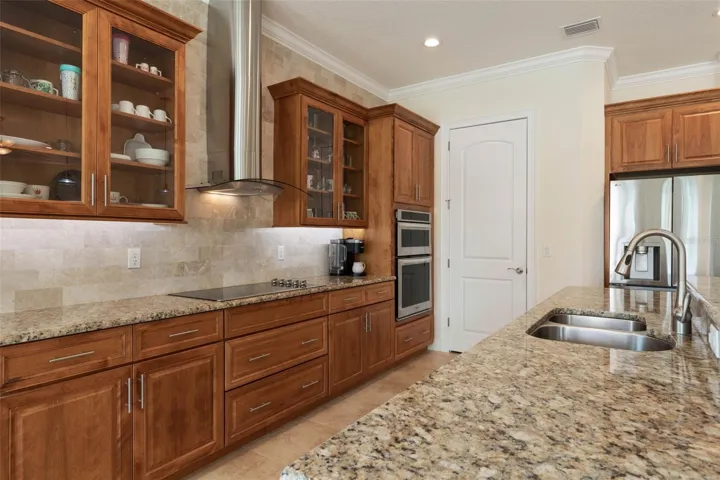 120 EMERALD LAKE DRIVE property photo