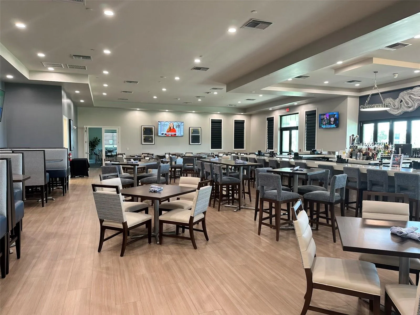 Grille Room