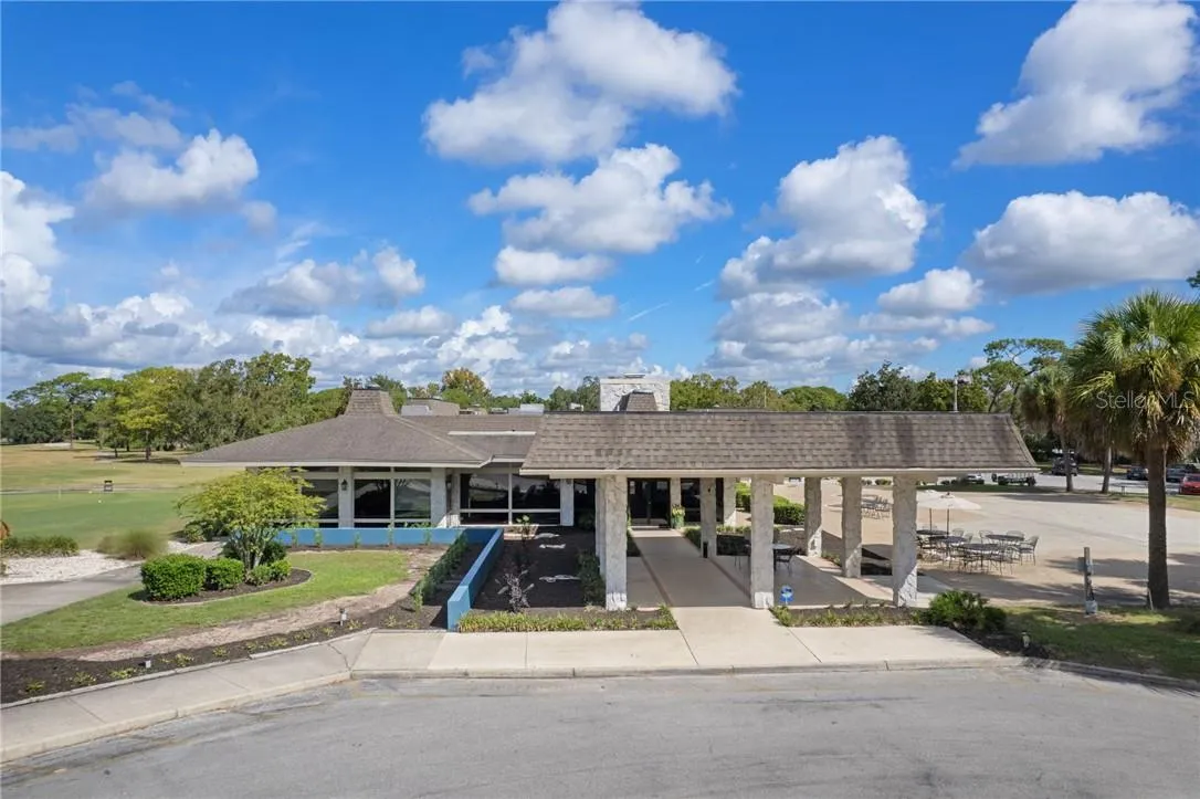 Front of Sugarmill Country Club