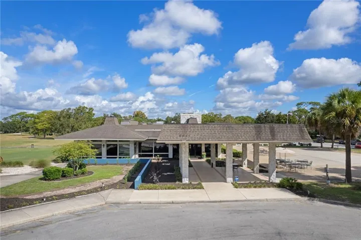 Front of Sugarmill Country Club