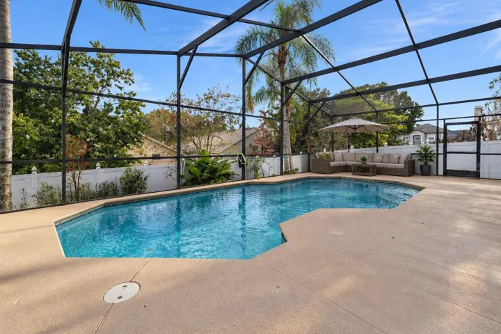 Virtually Staged Screened Lanai/ Pool