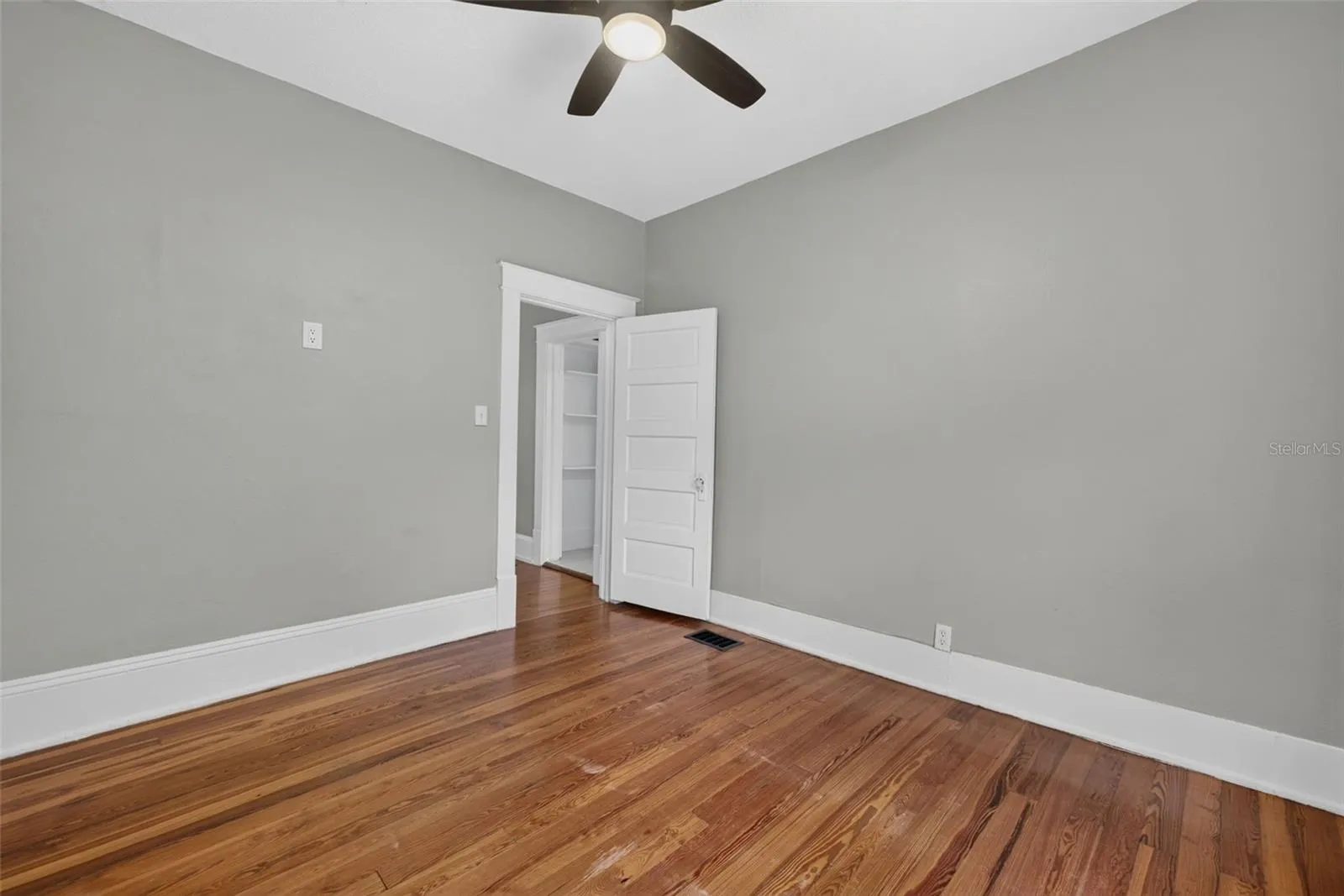 Bedroom 03