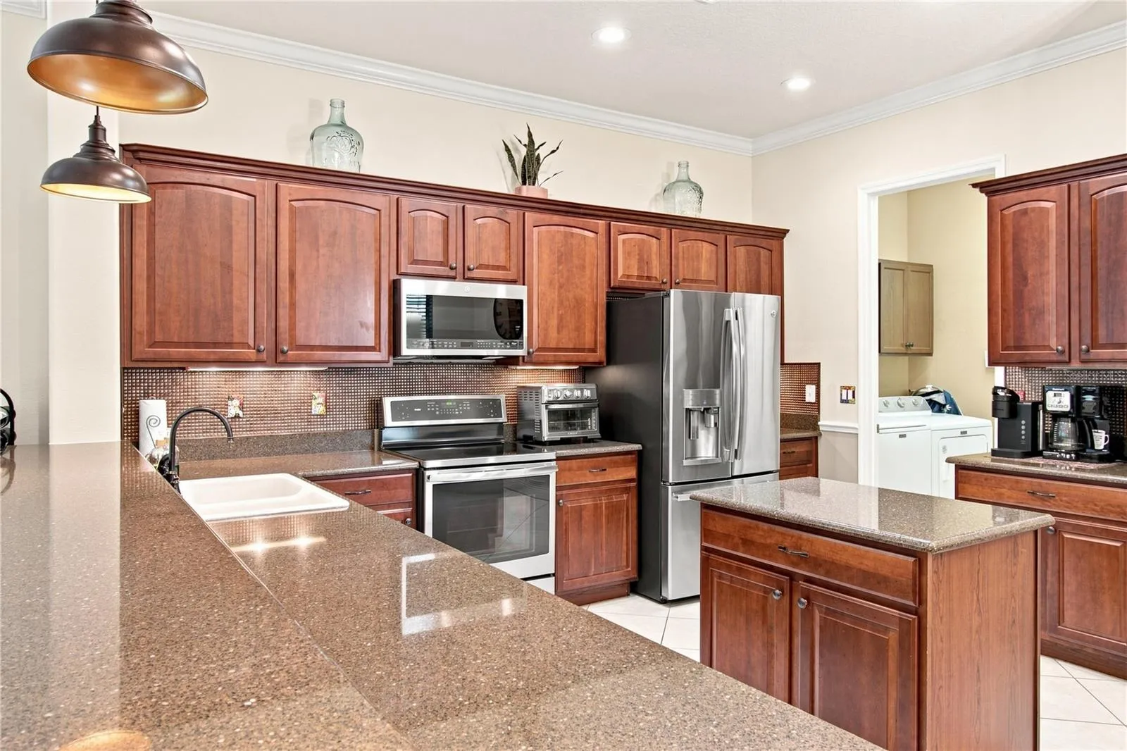 QUARTZ COUNTERS