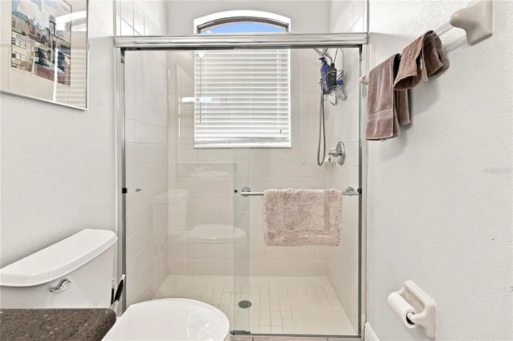 CASITA WALK-IN SHOWER