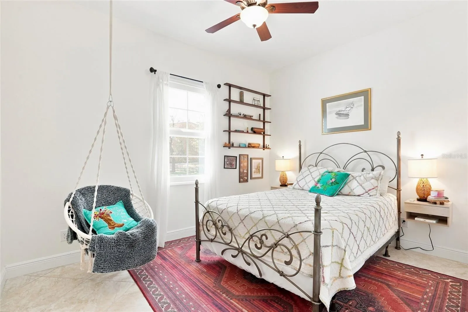 guest room 1