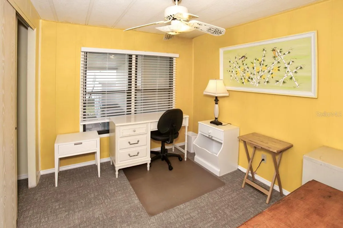 2nd bedroom