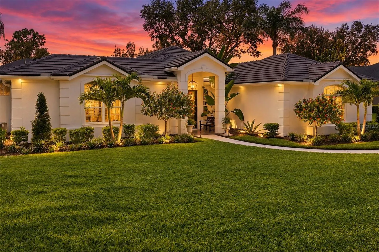 Updated lighting &amp; Landscaping welcome you to 8708 Woodbriar Drive