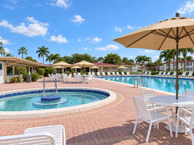 Community pool and hottub
