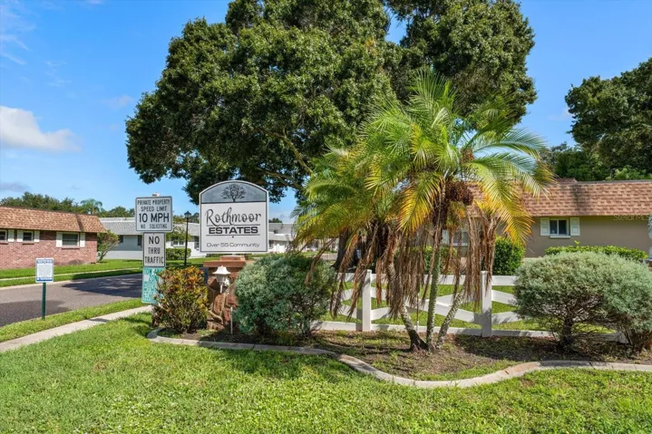 Entrance to Rothmoor Estates