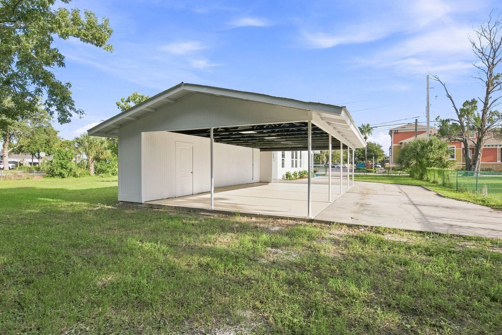 Covered Flex Space