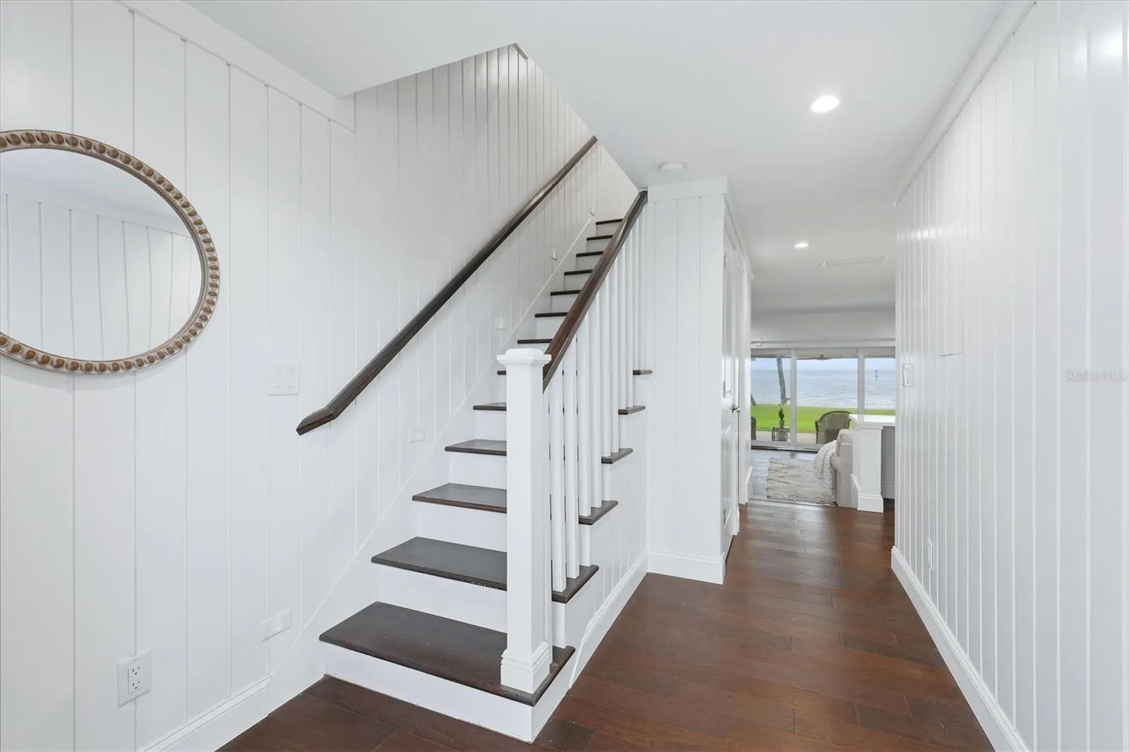 Foyer w/Shiplap and Hardwoods!