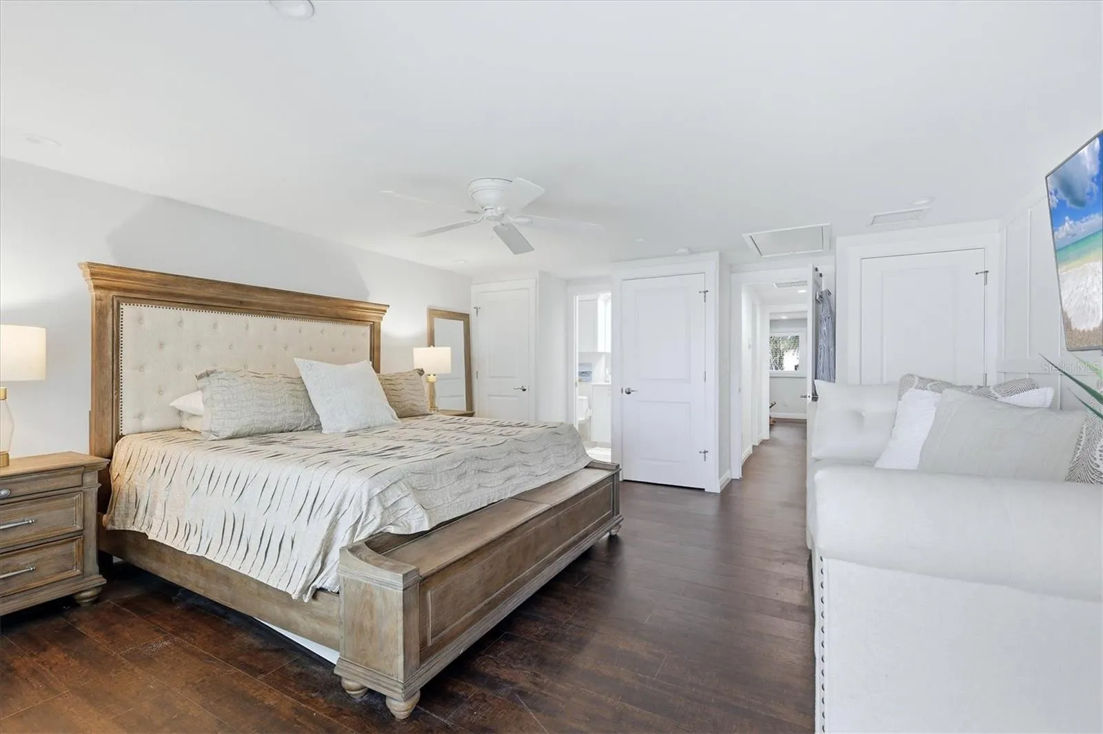 Large Primary Suite!