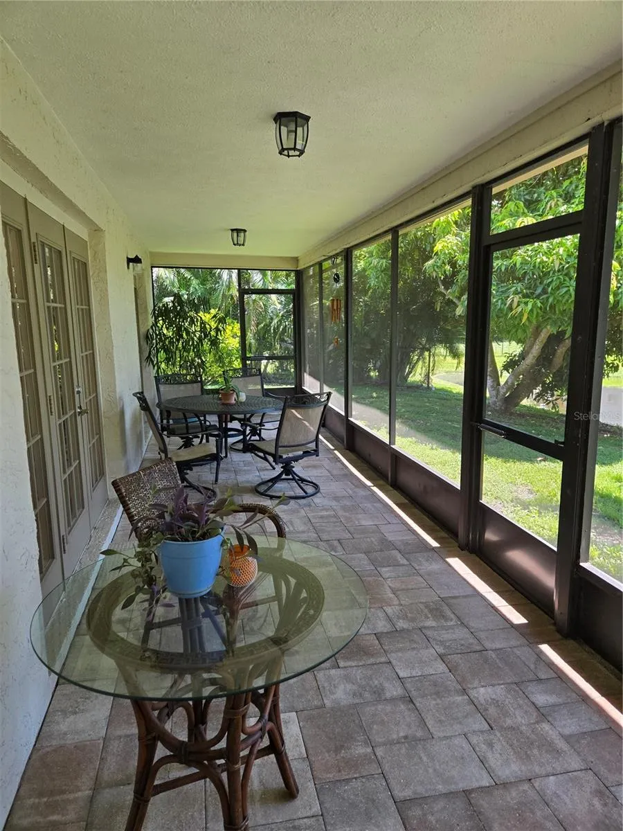 screen porch on the pood