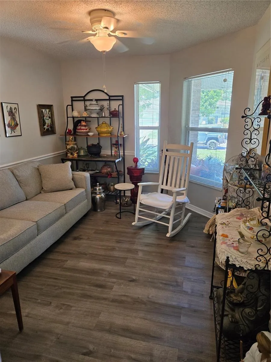 bonus room could be 3rd bedroom