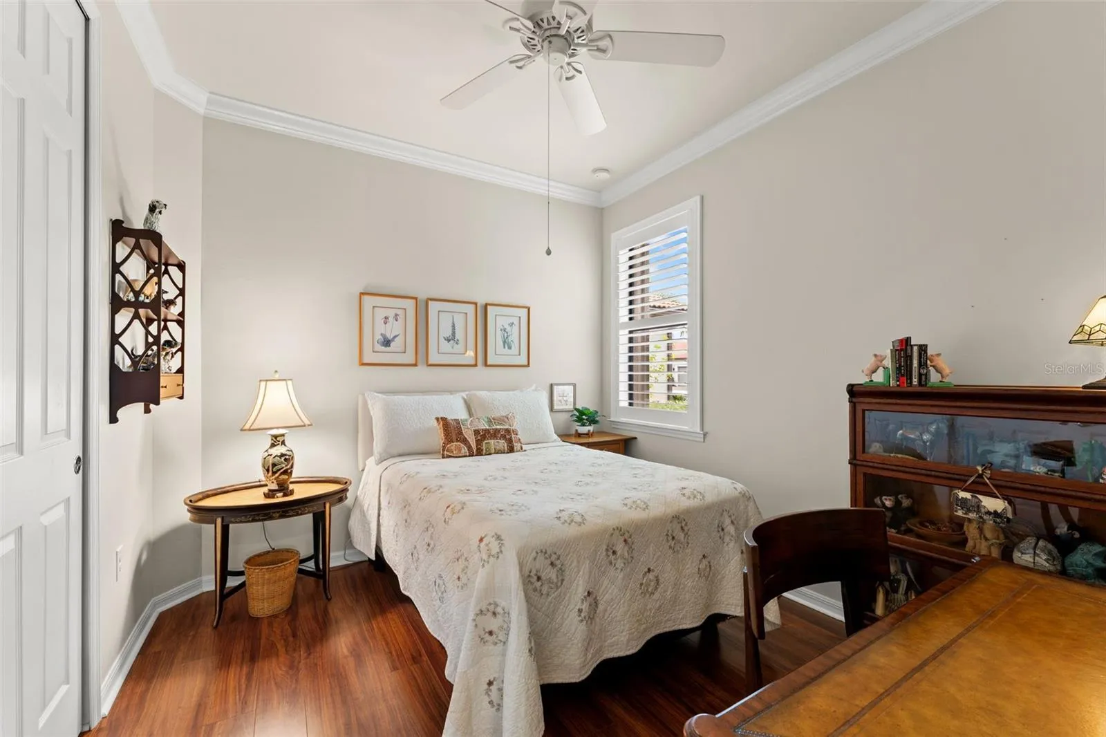Guest bedroom