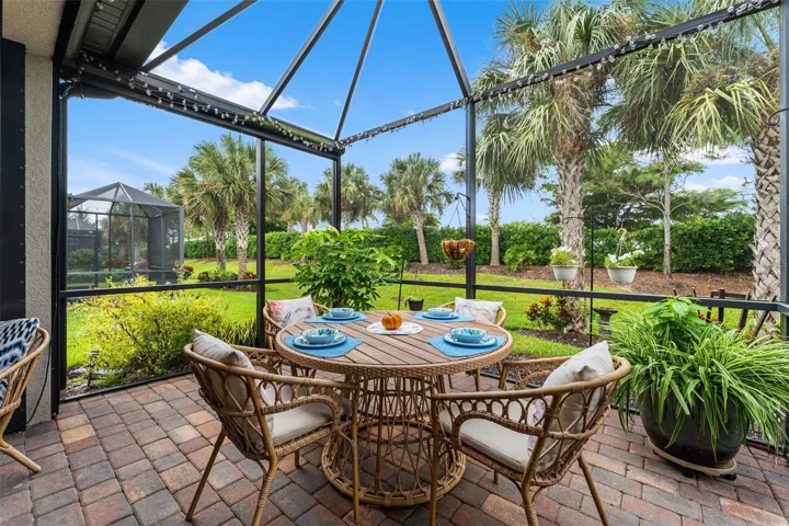 Extended lanai