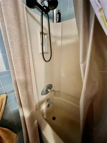 shower tub