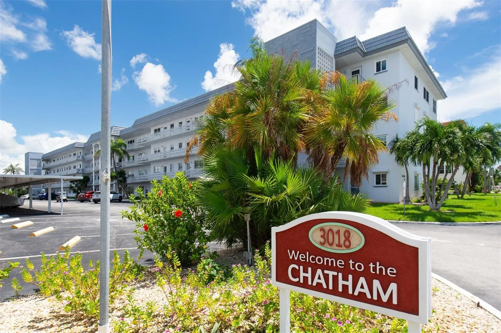 PET FRIENDLY CHATHAM BUILDING