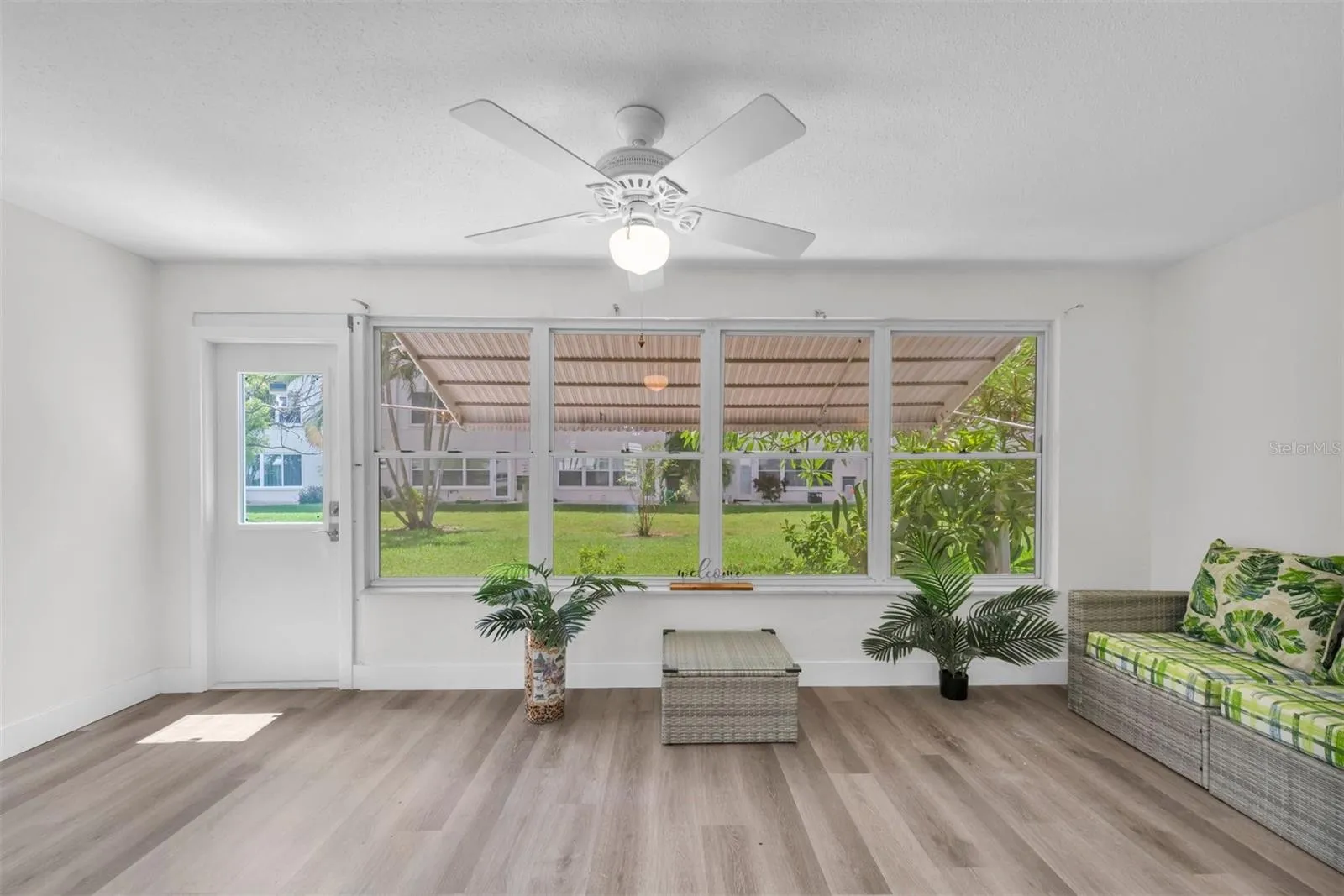 FLORIDA ROOM