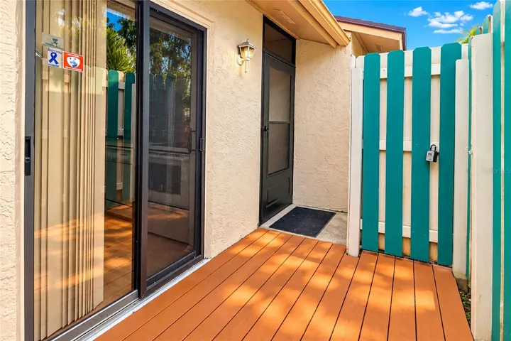 Front deck