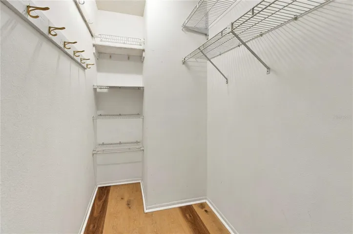 Walk in closet