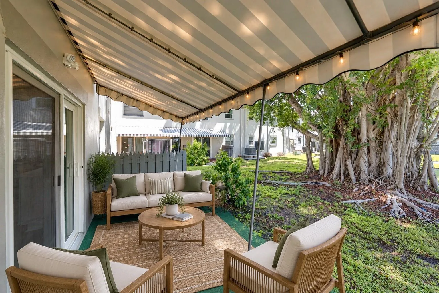 Virtually staged-Patio