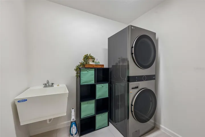 Indoor laundry room