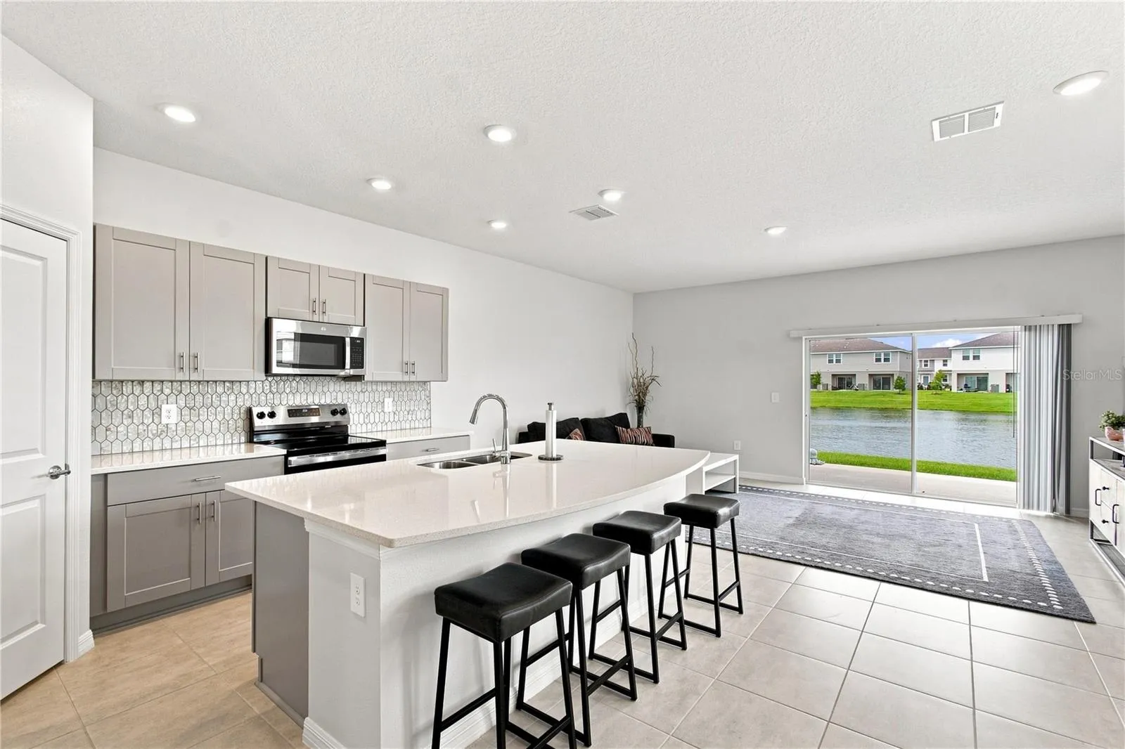 CERAMIC TILE FLOORS