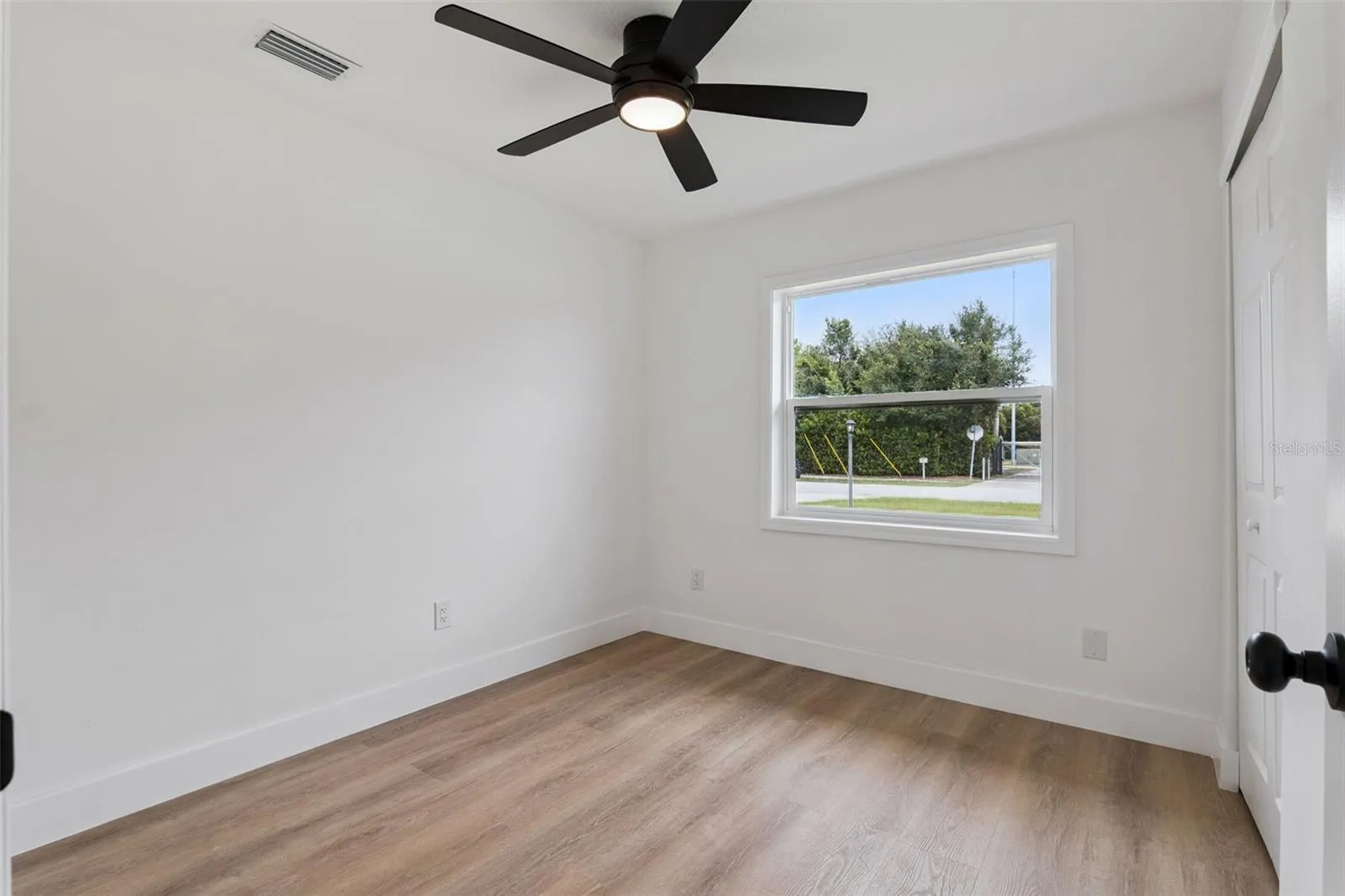 Different view of bedroom