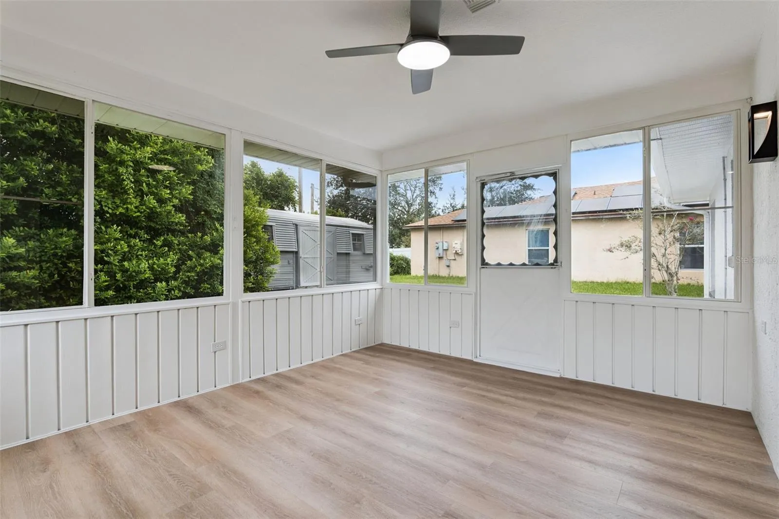 Enclosed Patio Glass W/ AC