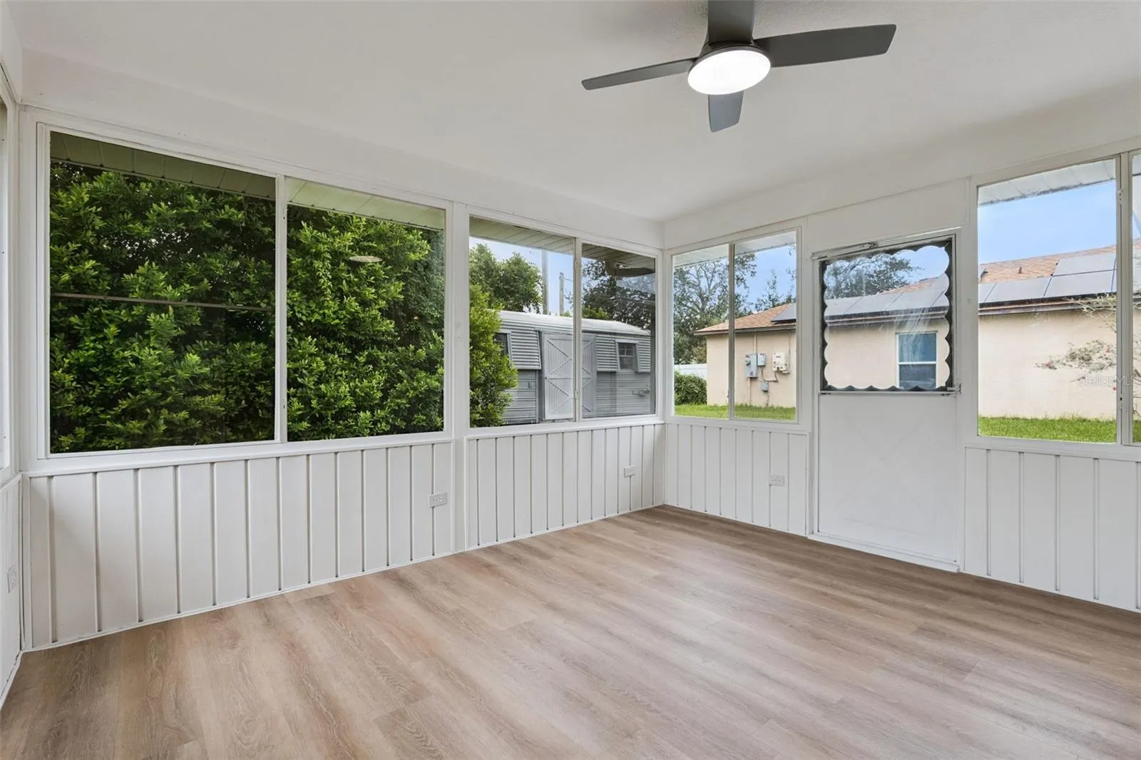 Enclosed Patio Glass W/ AC