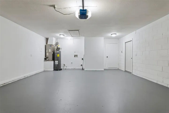 2 Car Garage