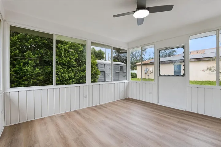 Enclosed Patio Glass W/ AC