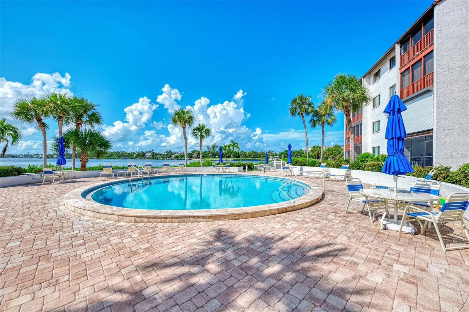 POOL ON THE INTERCOASTAL
