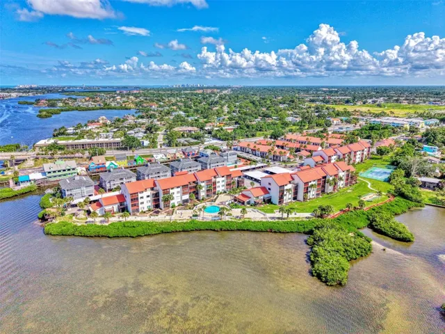 CASTEL DEL MARE SITTING RIGHT BEFORE SIETA KEY