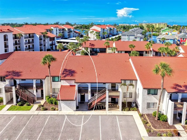 FRONT OF CONDO