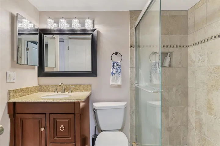 WALK-IN SHOWER