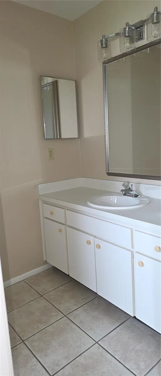 Unsuite Bathroom