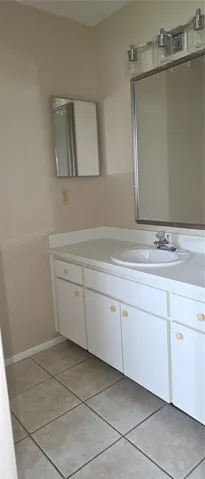 Unsuite Bathroom