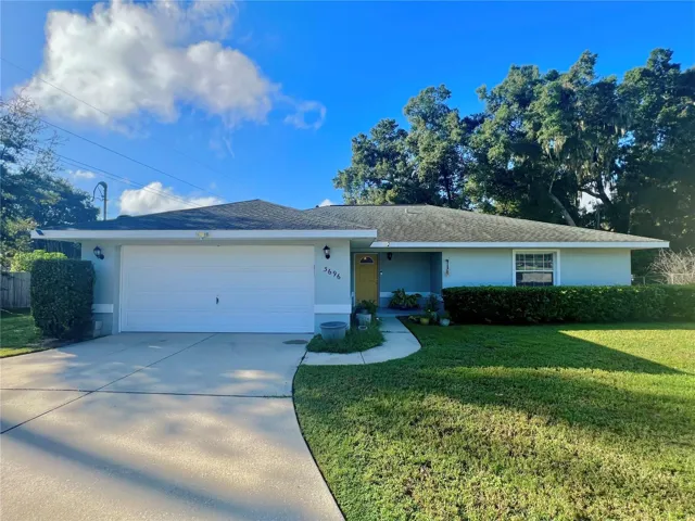 3696 SE 47th St, Ocala, FL 34480