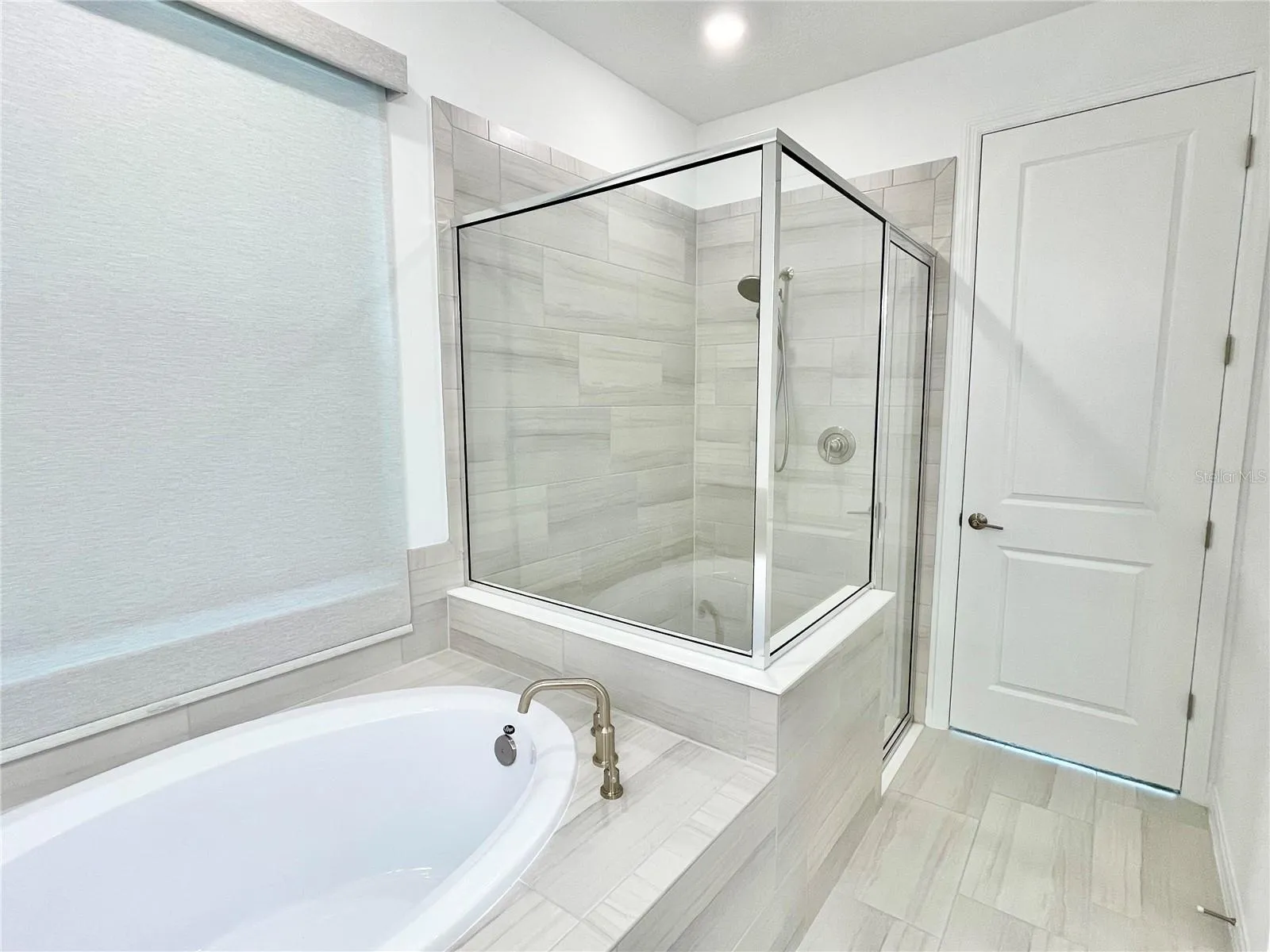 Main Bedroom bathroom