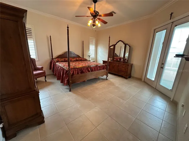 Primary suite